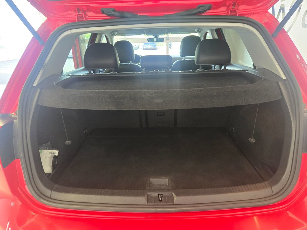 2017 Volkswagen Golf HIGHLINE in Boucherville, Quebec - 27 - w1024h768px