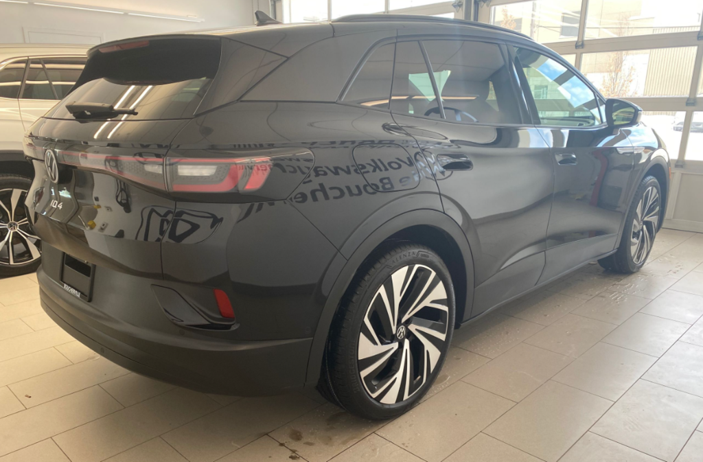 2023 Volkswagen ID.4 ID4 PRO in Boucherville, Quebec - 7 - w1024h768px