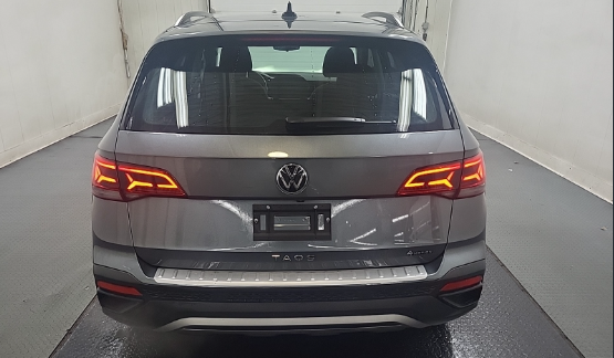 Volkswagen Taos Trendline 2023 à Boucherville, Québec - 4 - w1024h768px