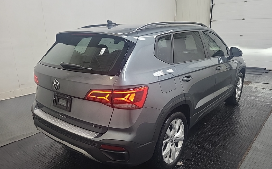 Volkswagen Taos Trendline 2023 à Boucherville, Québec - 6 - w1024h768px