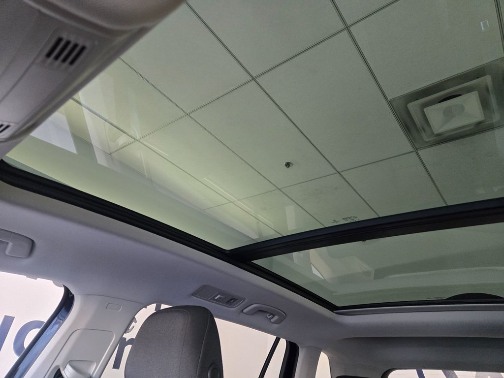 2021 Volkswagen Tiguan UNITED in Boucherville, Quebec - 27 - w1024h768px