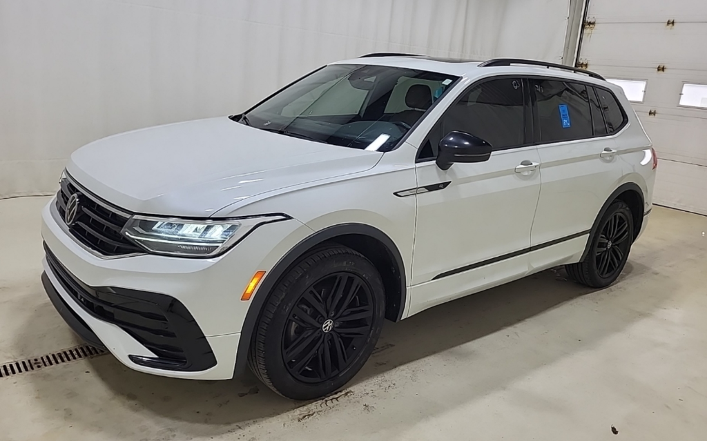 2022 Volkswagen Tiguan COMFORTLINE in Boucherville, Quebec - 1 - w1024h768px