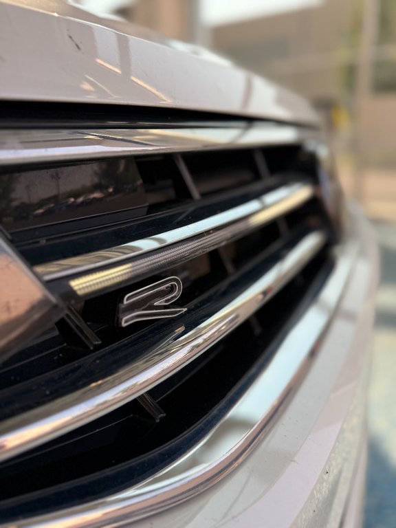 Volkswagen Tiguan Highline R-Line 2022 à Boucherville, Québec - 7 - w1024h768px