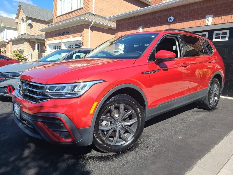 2024 Volkswagen Tiguan Comfortline in Boucherville, Quebec - 1 - w1024h768px