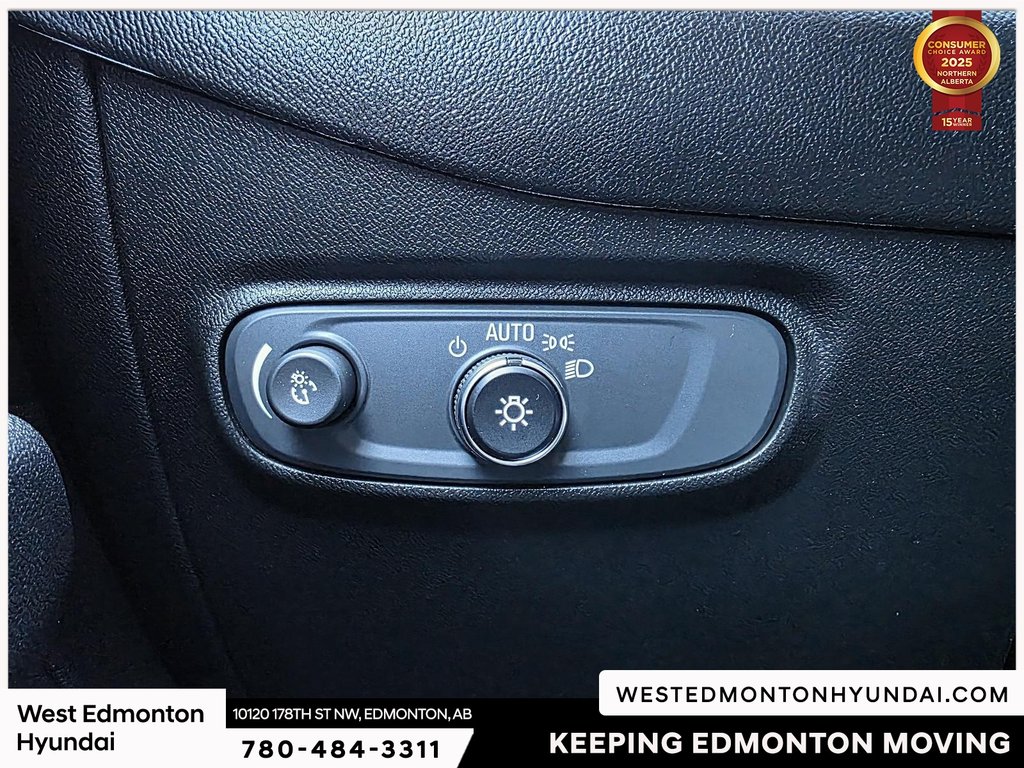 2020 Chevrolet Equinox LS in Edmonton, Alberta - 13 - w1024h768px