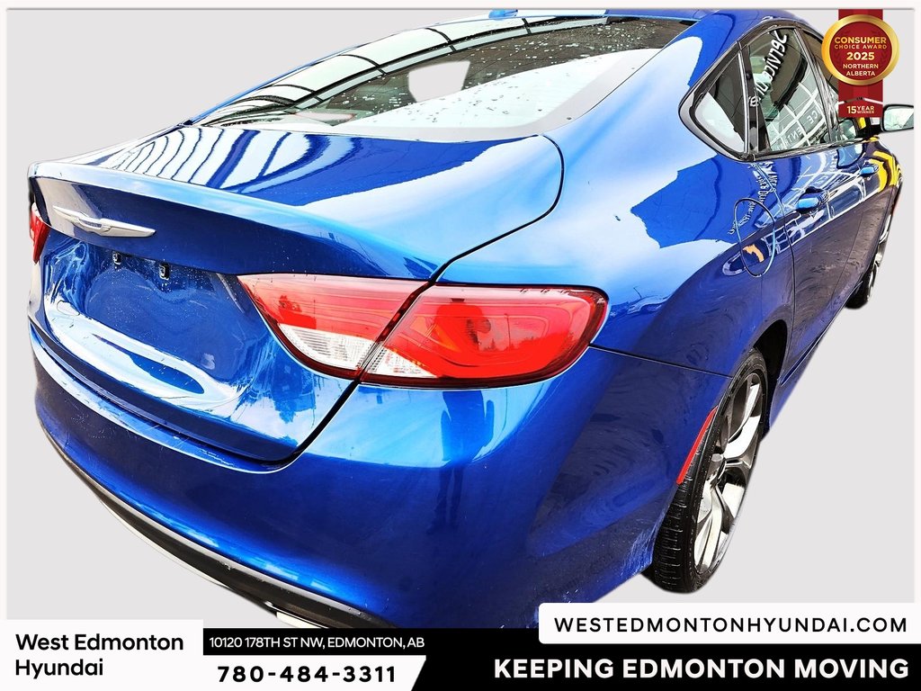 2015 Chrysler 200 S in Edmonton, Alberta - 6 - w1024h768px