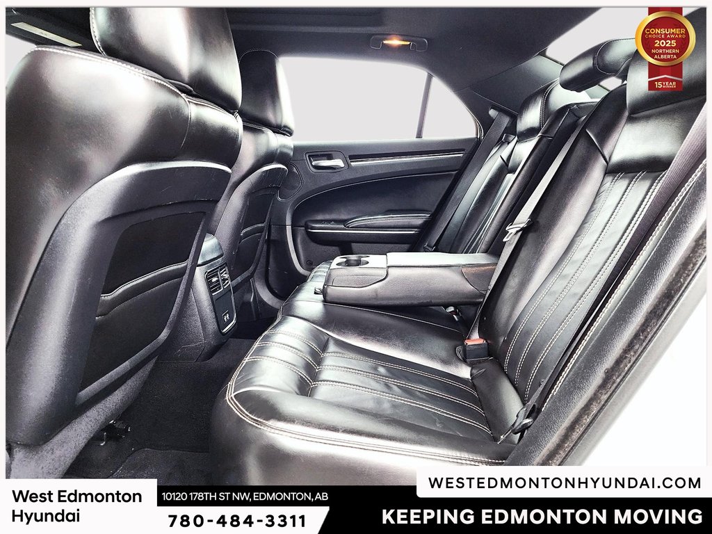 2022 Chrysler 300 S in Edmonton, Alberta - 10 - w1024h768px