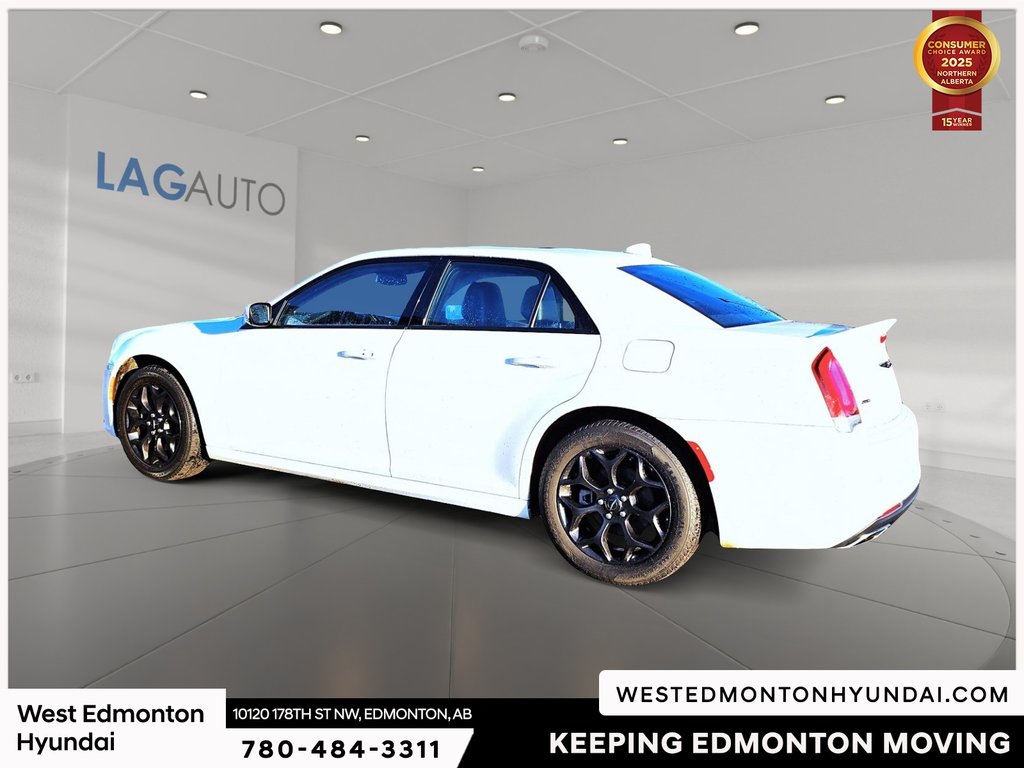 2022 Chrysler 300 S-3