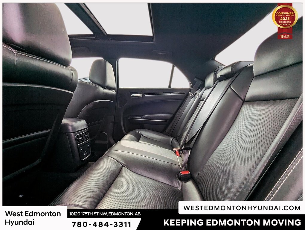 2023 Chrysler 300 Touring in Edmonton, Alberta - 18 - w1024h768px