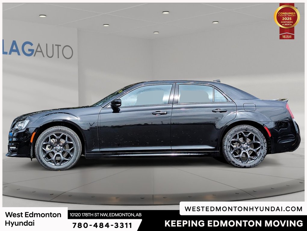2023 Chrysler 300 Touring in Edmonton, Alberta - 2 - w1024h768px