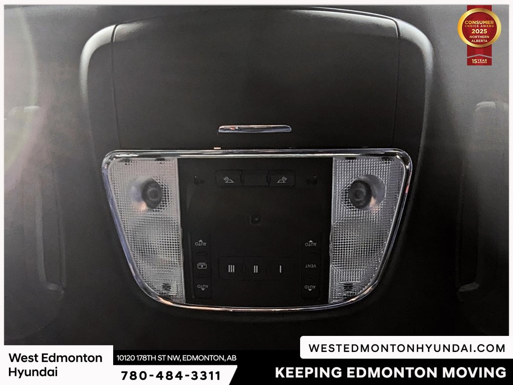 2023 Chrysler 300 Touring in Edmonton, Alberta - 12 - w1024h768px