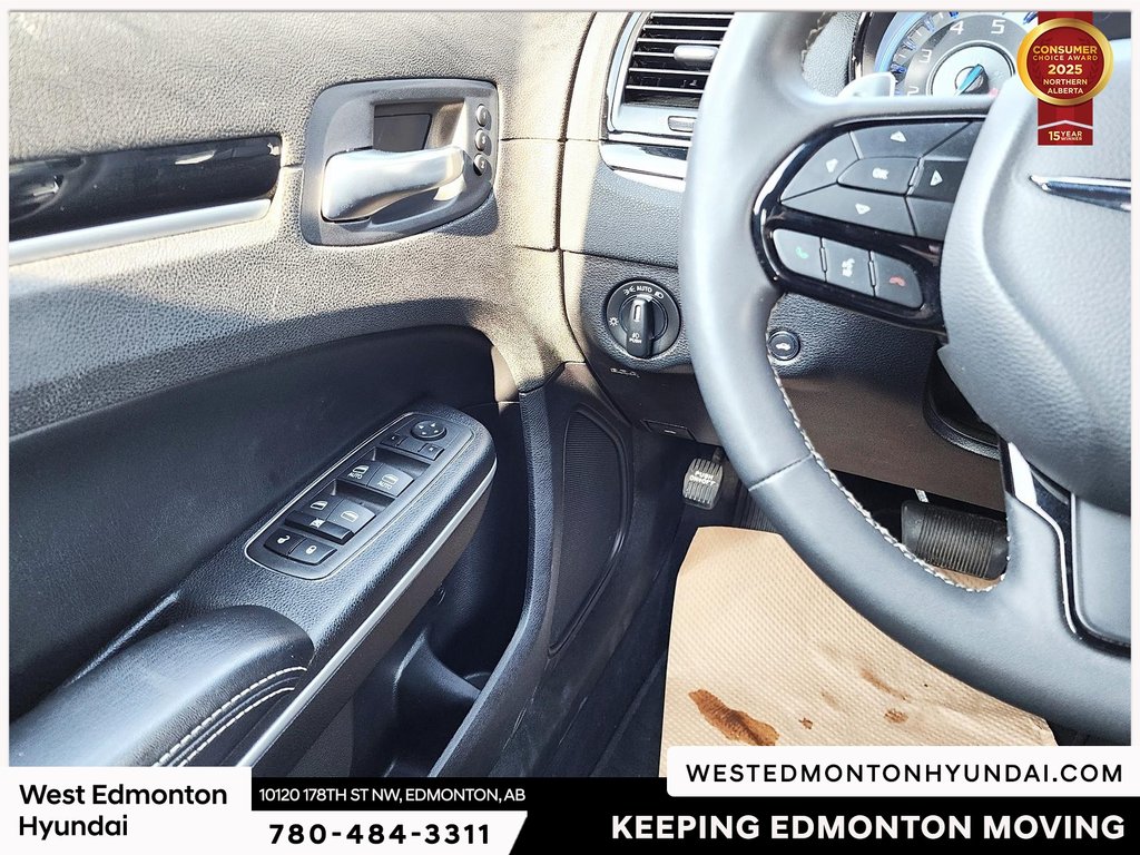 2023 Chrysler 300 S in Edmonton, Alberta - 19 - w1024h768px