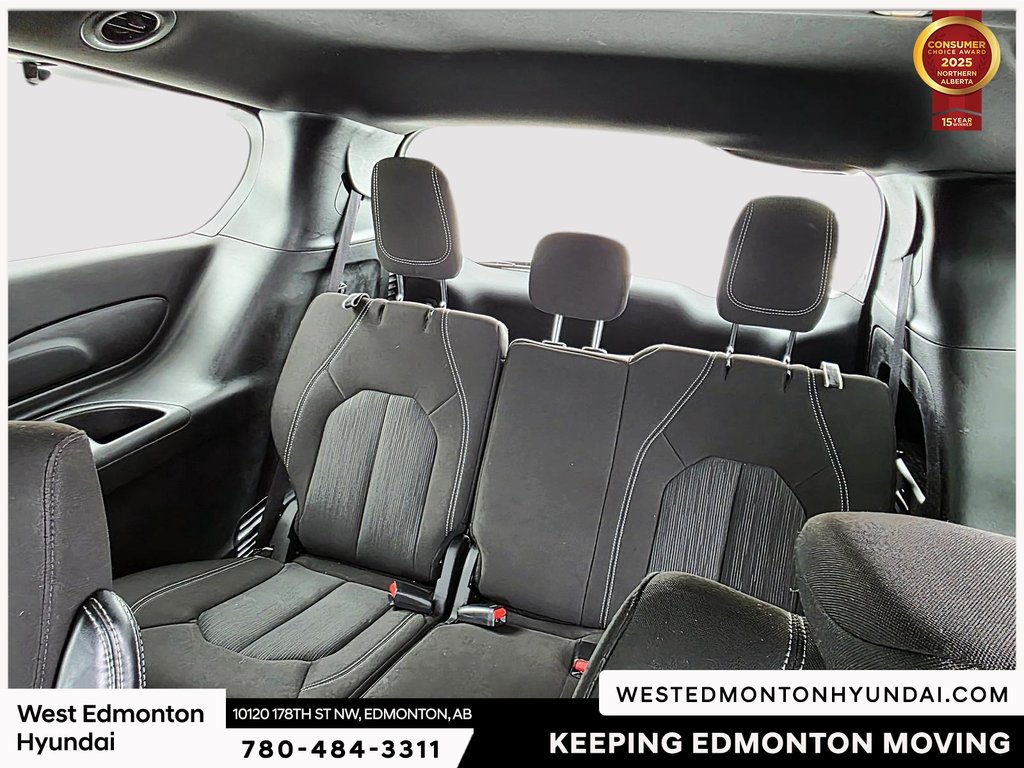 2022 Chrysler Pacifica Touring in Edmonton, Alberta - 15 - w1024h768px
