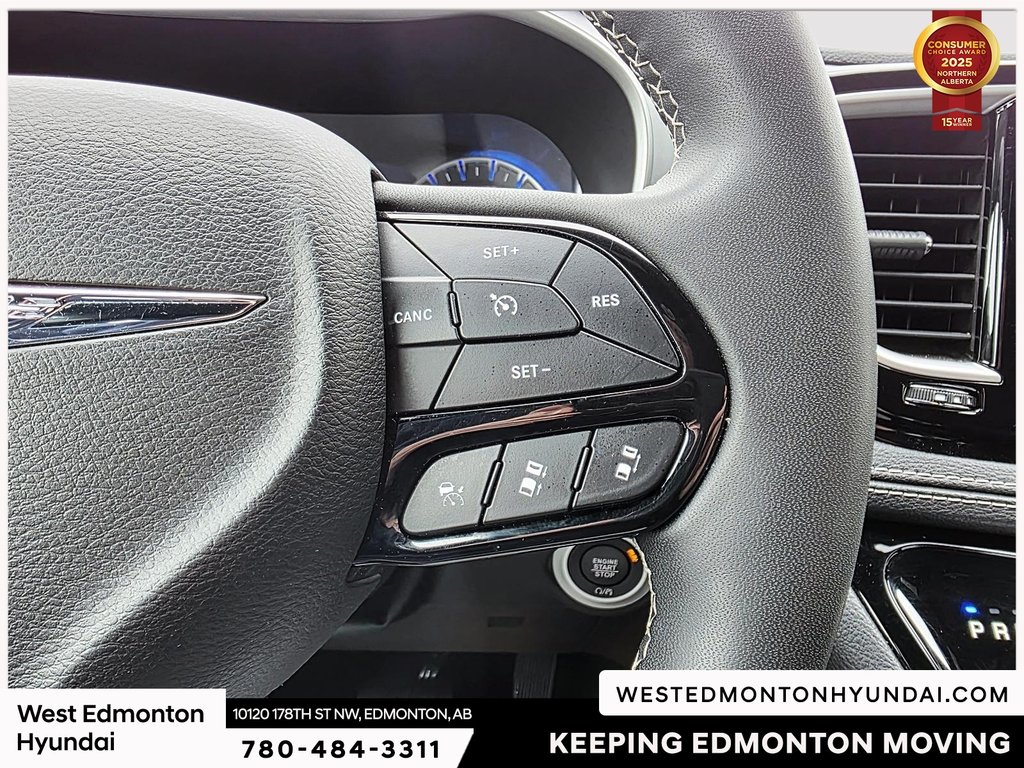 2022 Chrysler Pacifica Touring in Edmonton, Alberta - 23 - w1024h768px