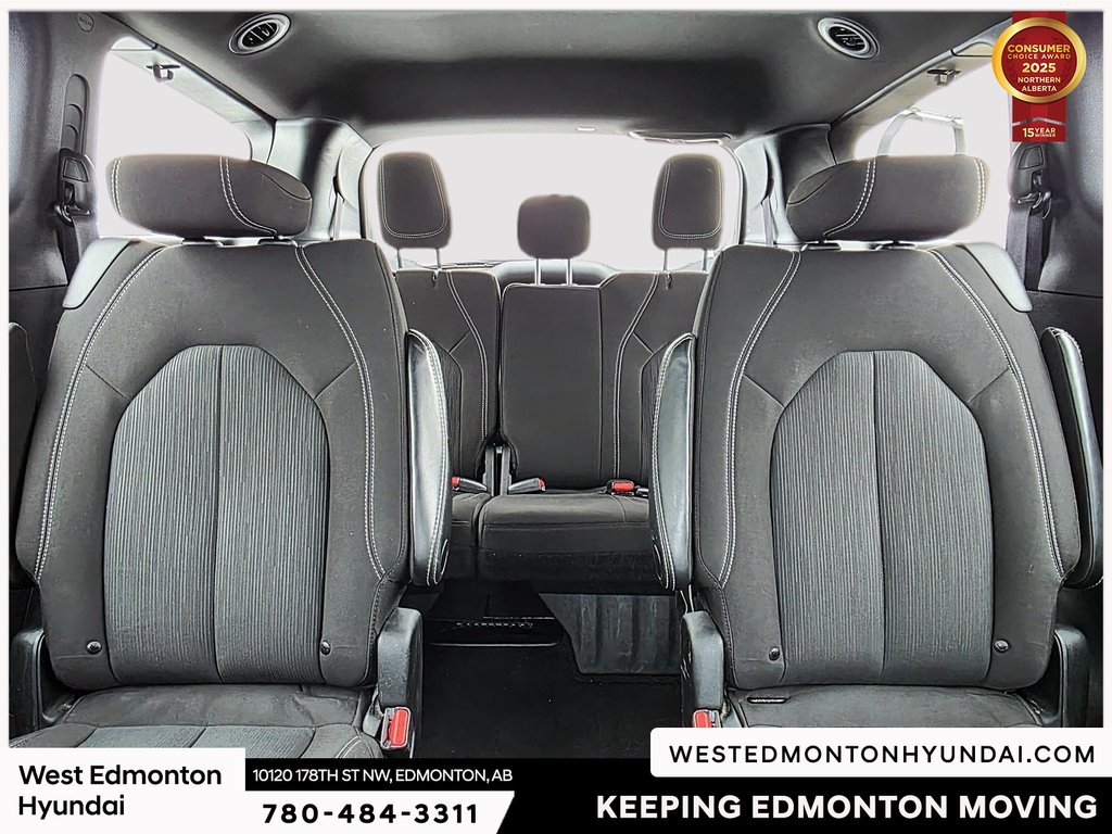 2022 Chrysler Pacifica Touring in Edmonton, Alberta - 32 - w1024h768px