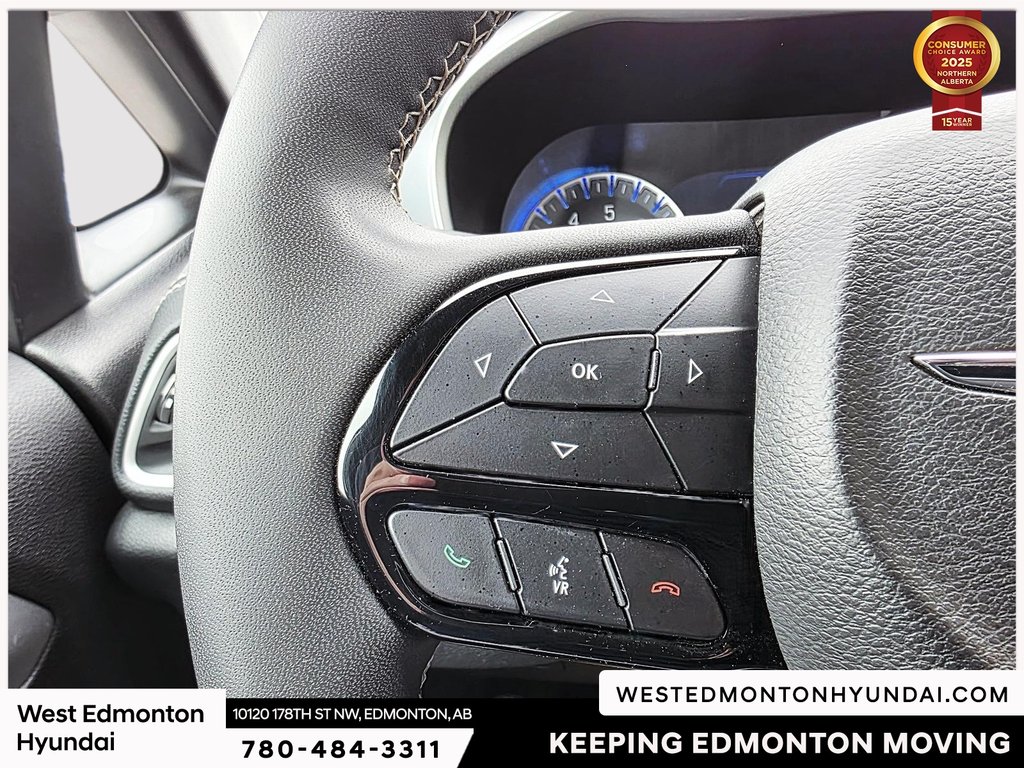 2022 Chrysler Pacifica Touring in Edmonton, Alberta - 22 - w1024h768px