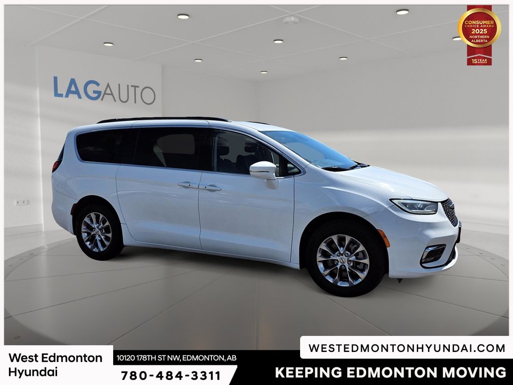 2022 Chrysler Pacifica Touring-L in Edmonton, Alberta - 11 - w1024h768px