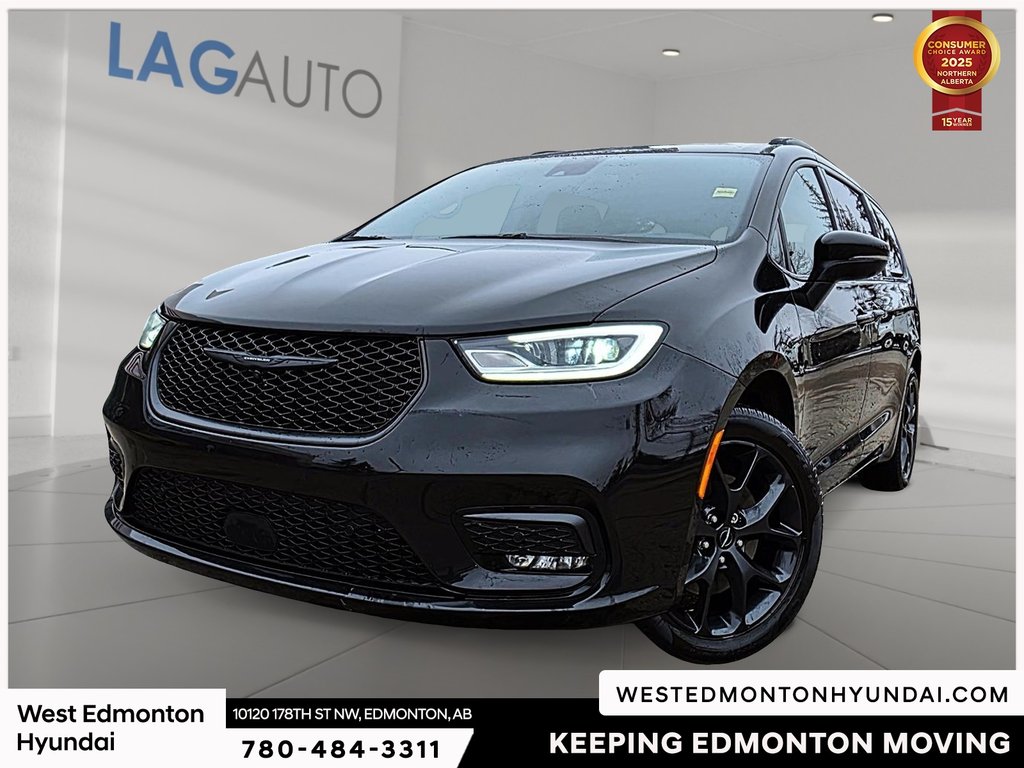 2023 Chrysler Pacifica Touring-L in Edmonton, Alberta - 1 - w1024h768px