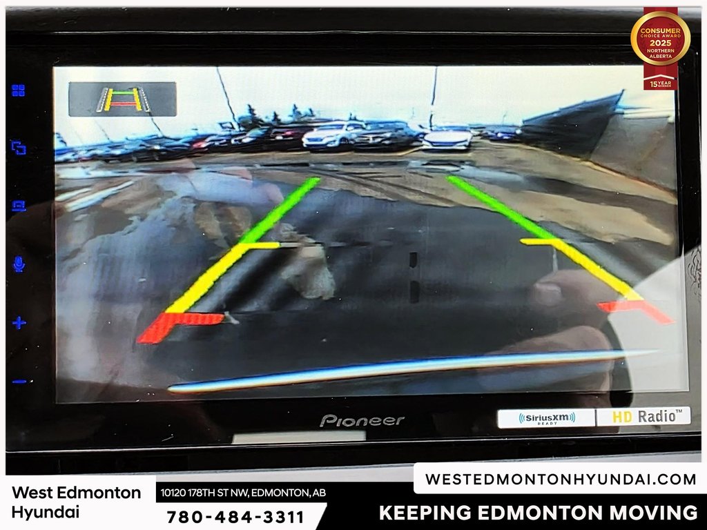 2015 Chrysler Town & Country Touring in Edmonton, Alberta - 18 - w1024h768px