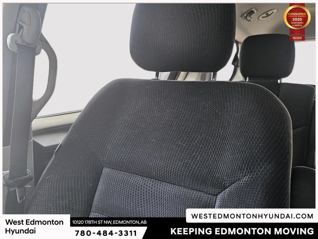2015 Chrysler Town & Country Touring in Edmonton, Alberta - 20 - w1024h768px