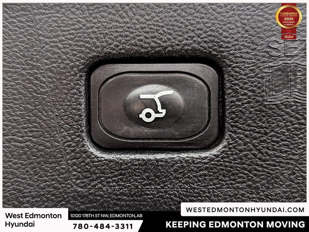 2021 Ford Edge Titanium in Edmonton, Alberta - 25 - w1024h768px
