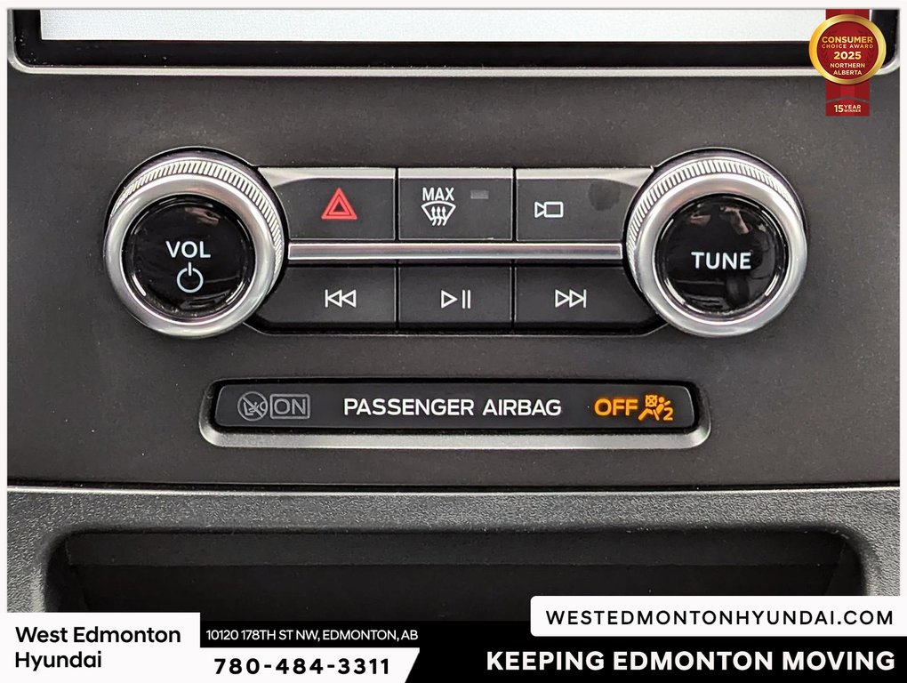 2021 Ford Edge Titanium in Edmonton, Alberta - 13 - w1024h768px