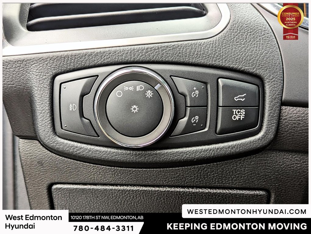 2021 Ford Edge Titanium in Edmonton, Alberta - 8 - w1024h768px