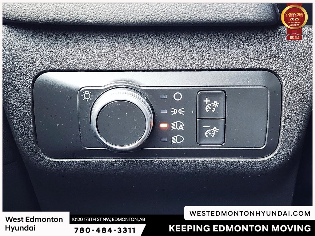 2020 Ford Escape SE in Edmonton, Alberta - 22 - w1024h768px