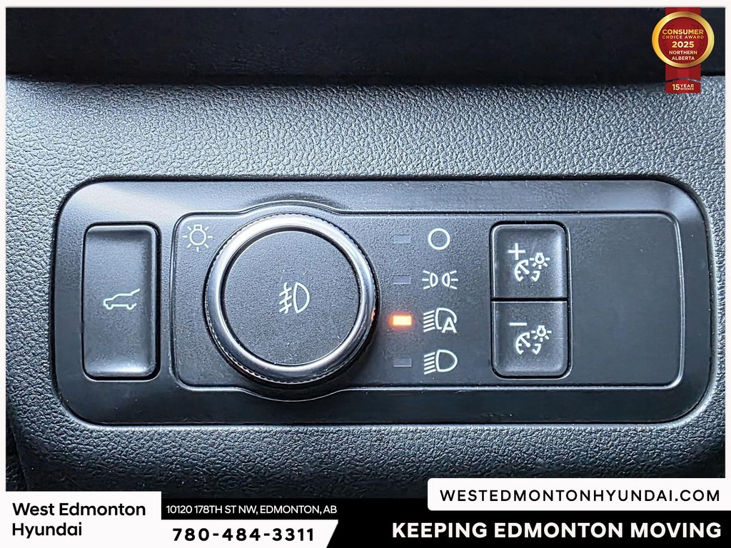 2020 Ford Escape SEL in Edmonton, Alberta - 14 - w1024h768px