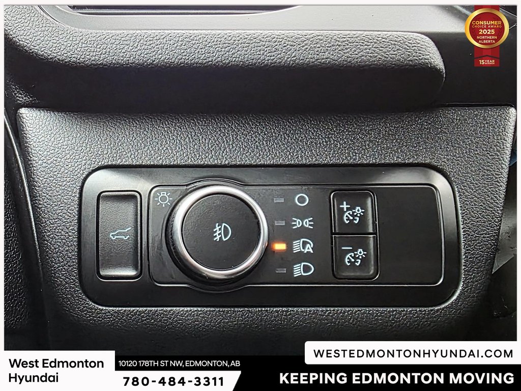 2024 Ford Escape ST-Line Select in Edmonton, Alberta - 13 - w1024h768px