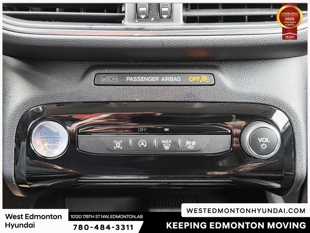 2025 Ford Escape Platinum in Edmonton, Alberta - 30 - w1024h768px