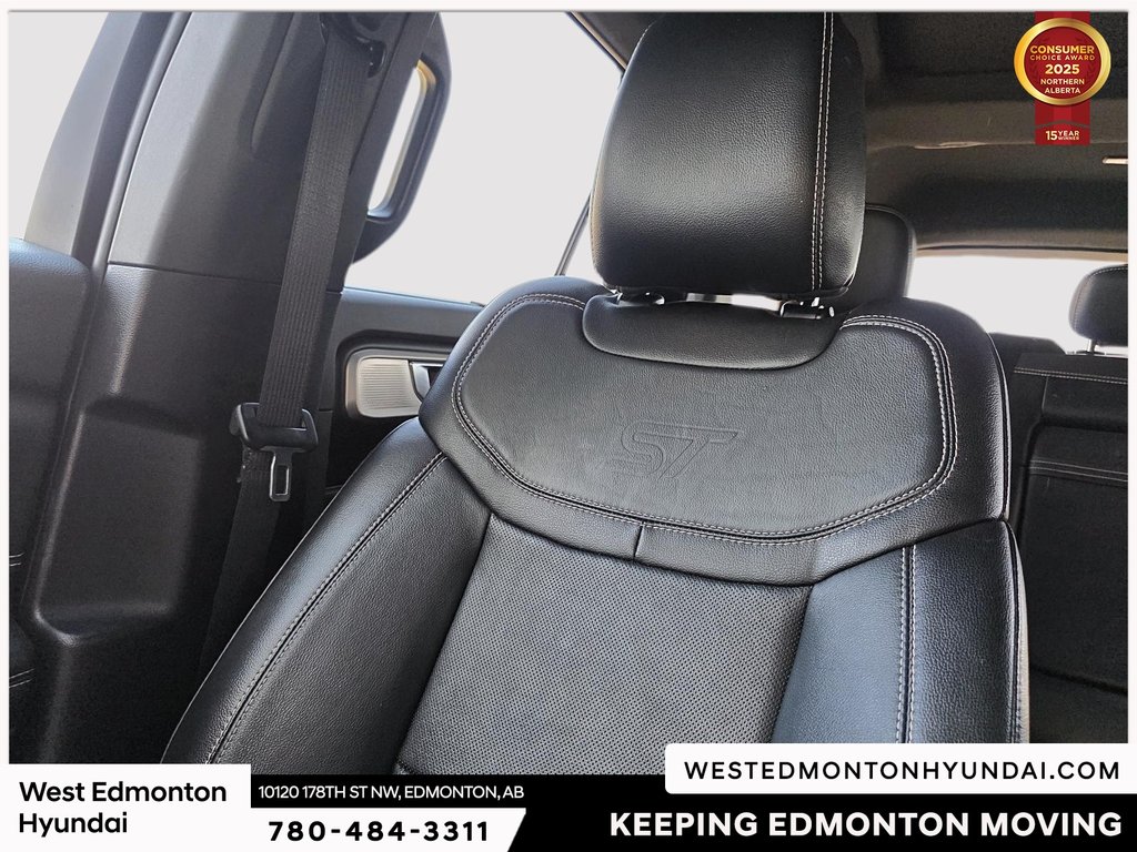 2020 Ford Explorer ST in Edmonton, Alberta - 22 - w1024h768px