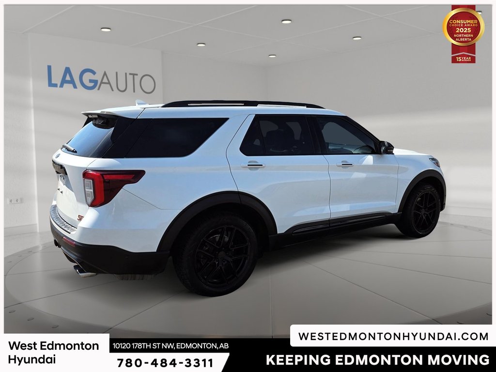 2020 Ford Explorer ST in Edmonton, Alberta - 9 - w1024h768px