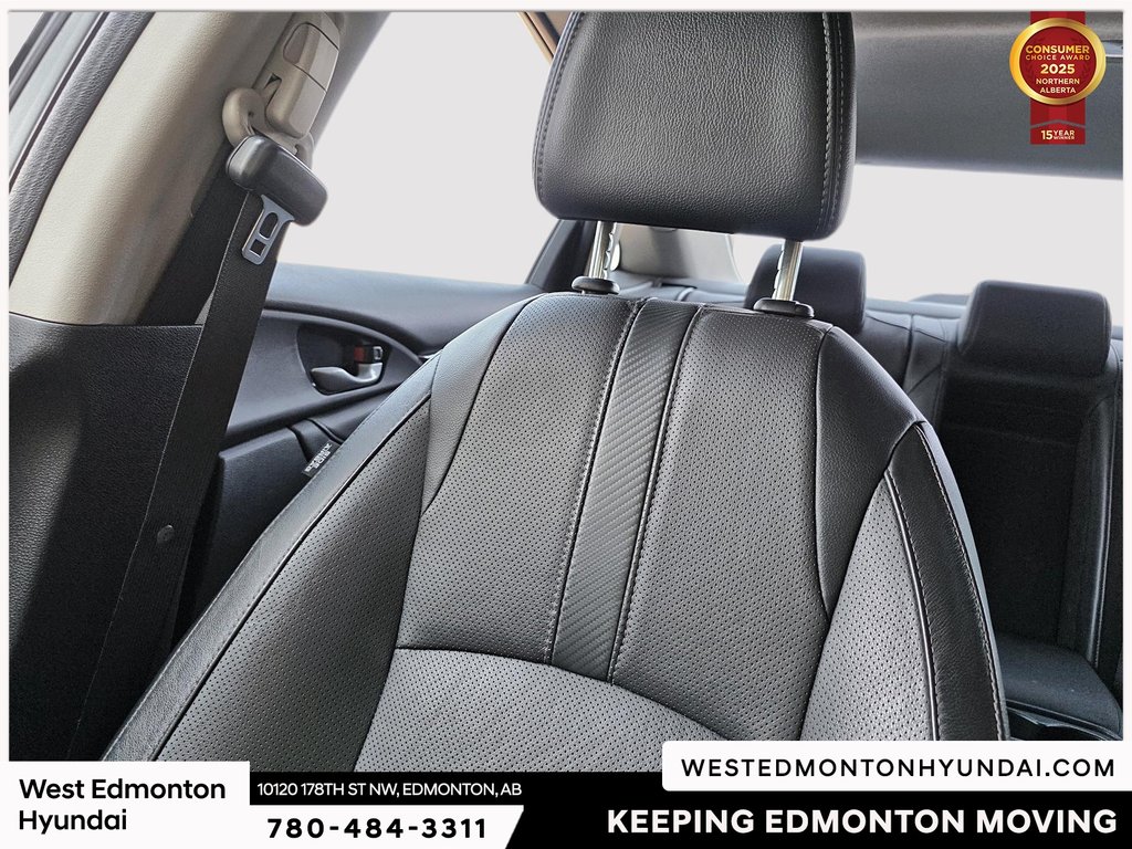 2017 Honda Civic Touring in Edmonton, Alberta - 24 - w1024h768px