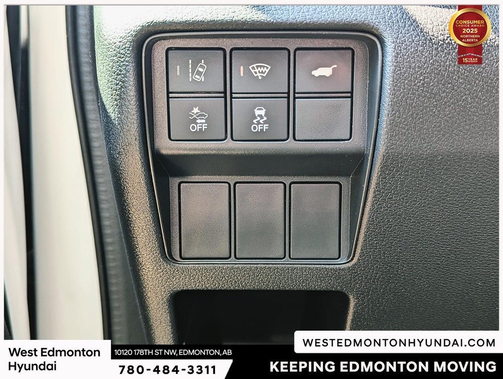 2022 Honda CR-V Touring in Edmonton, Alberta - 7 - w1024h768px