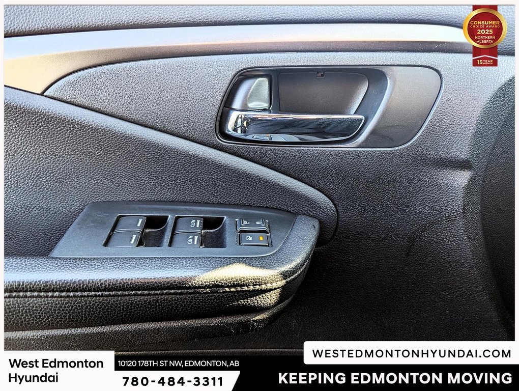 2020 Honda Pilot LX in Edmonton, Alberta - 6 - w1024h768px