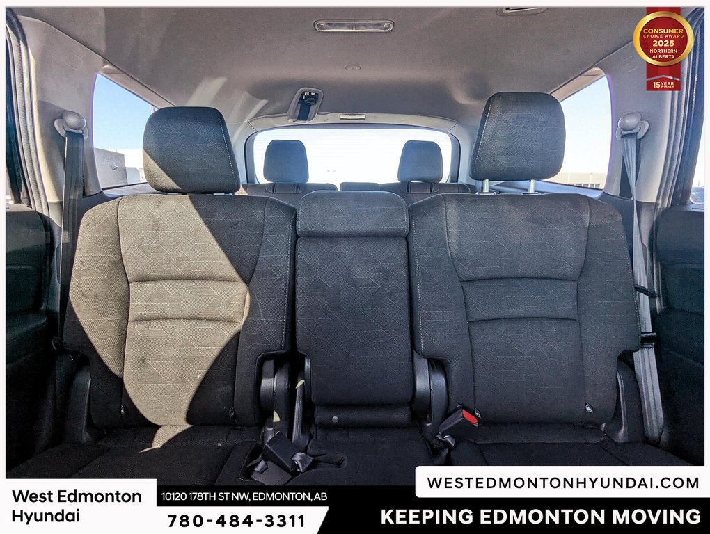 2020 Honda Pilot LX in Edmonton, Alberta - 15 - w1024h768px