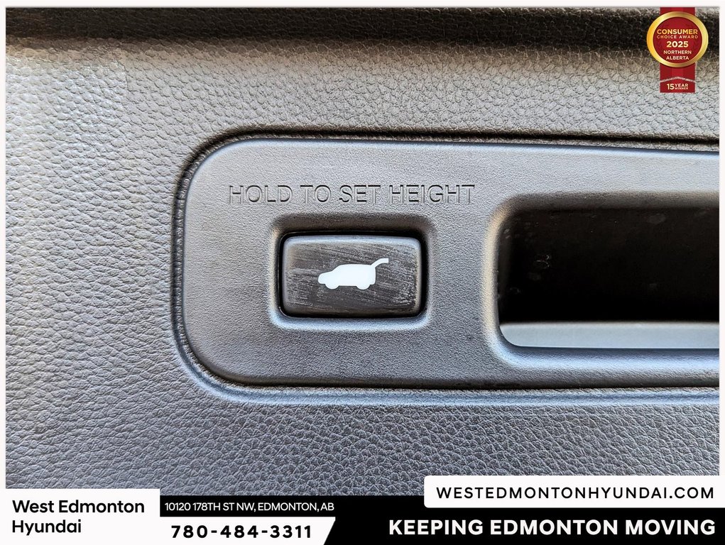 2025 Honda Pilot Touring in Edmonton, Alberta - 13 - w1024h768px