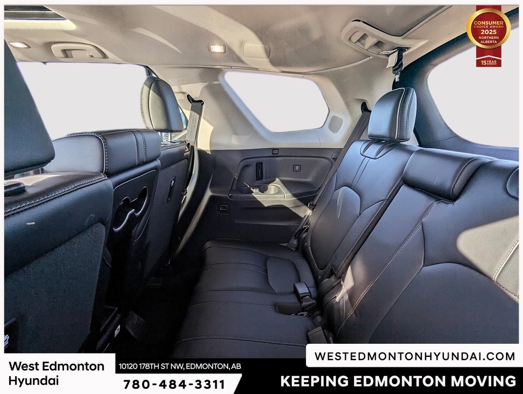 2025 Honda Pilot Touring in Edmonton, Alberta - 18 - w1024h768px