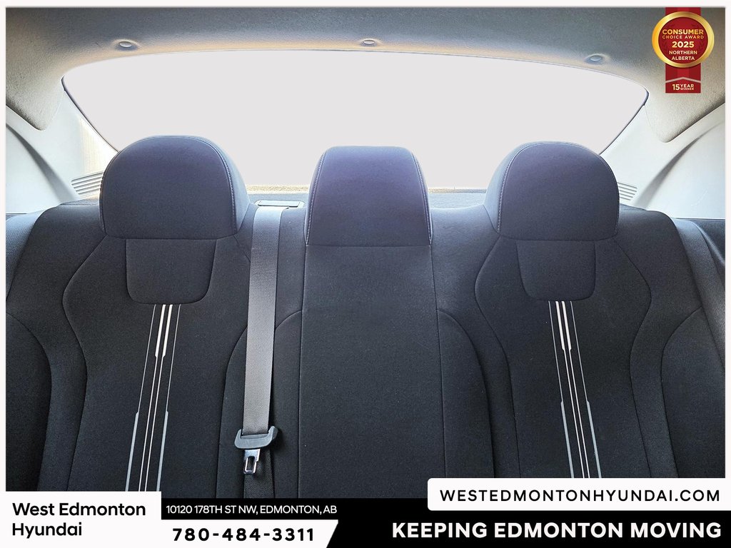 2022 Hyundai Elantra Hybrid PREFERRED in Edmonton, Alberta - 22 - w1024h768px