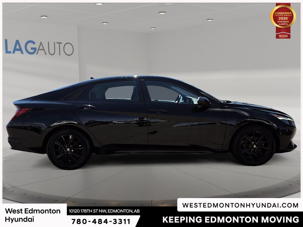 2022 Hyundai Elantra Hybrid PREFERRED in Edmonton, Alberta - 10 - w1024h768px