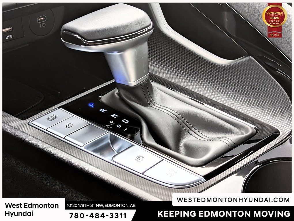 2025 Hyundai Elantra Hybrid Luxury in Edmonton, Alberta - 13 - w1024h768px