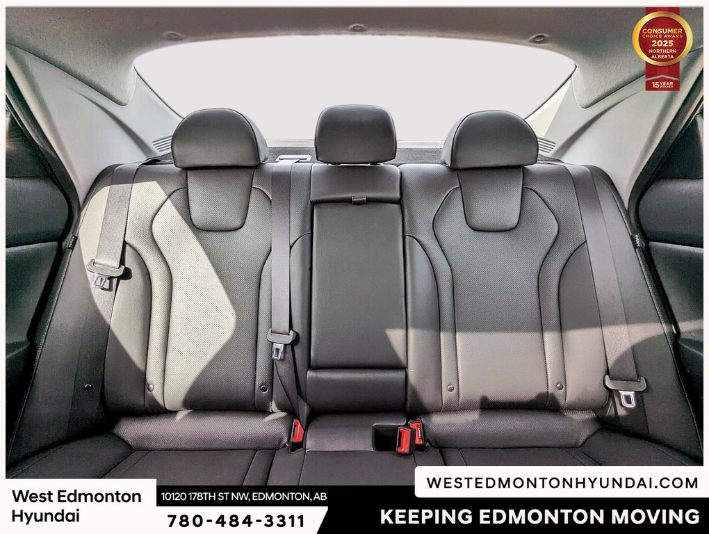 2025 Hyundai Elantra Hybrid Luxury in Edmonton, Alberta - 17 - w1024h768px