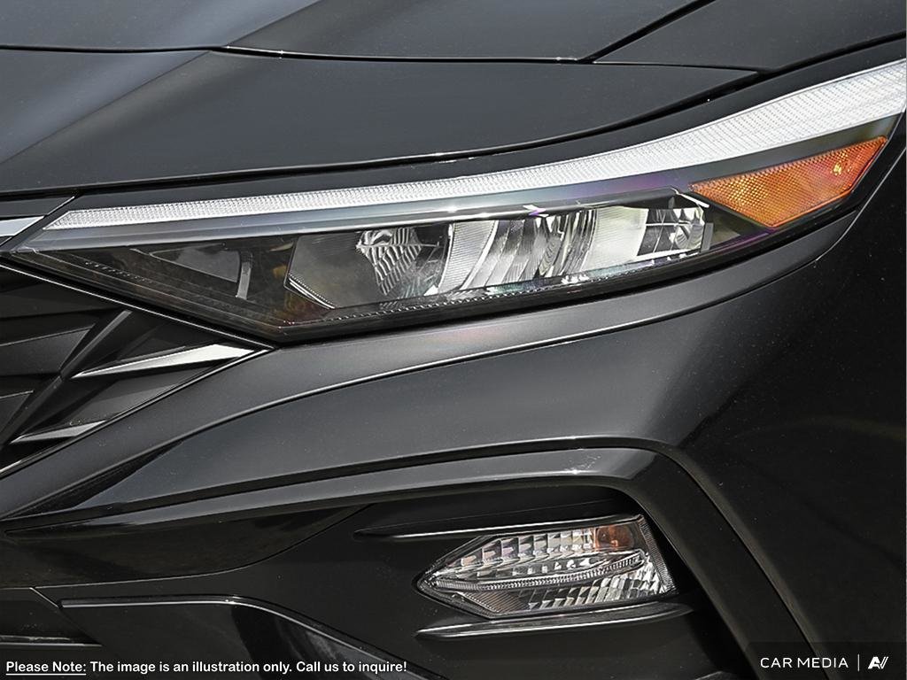 2025 Hyundai Elantra Hybrid Luxury Two-Tone Interior in Edmonton, Alberta - 9 - w1024h768px