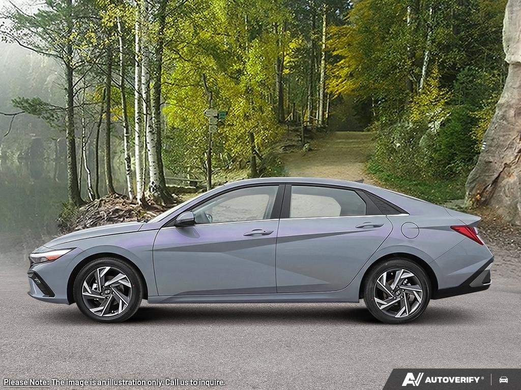 2026 Hyundai Elantra Hybrid Luxury Two-Tone Interior in Edmonton, Alberta - 3 - w1024h768px
