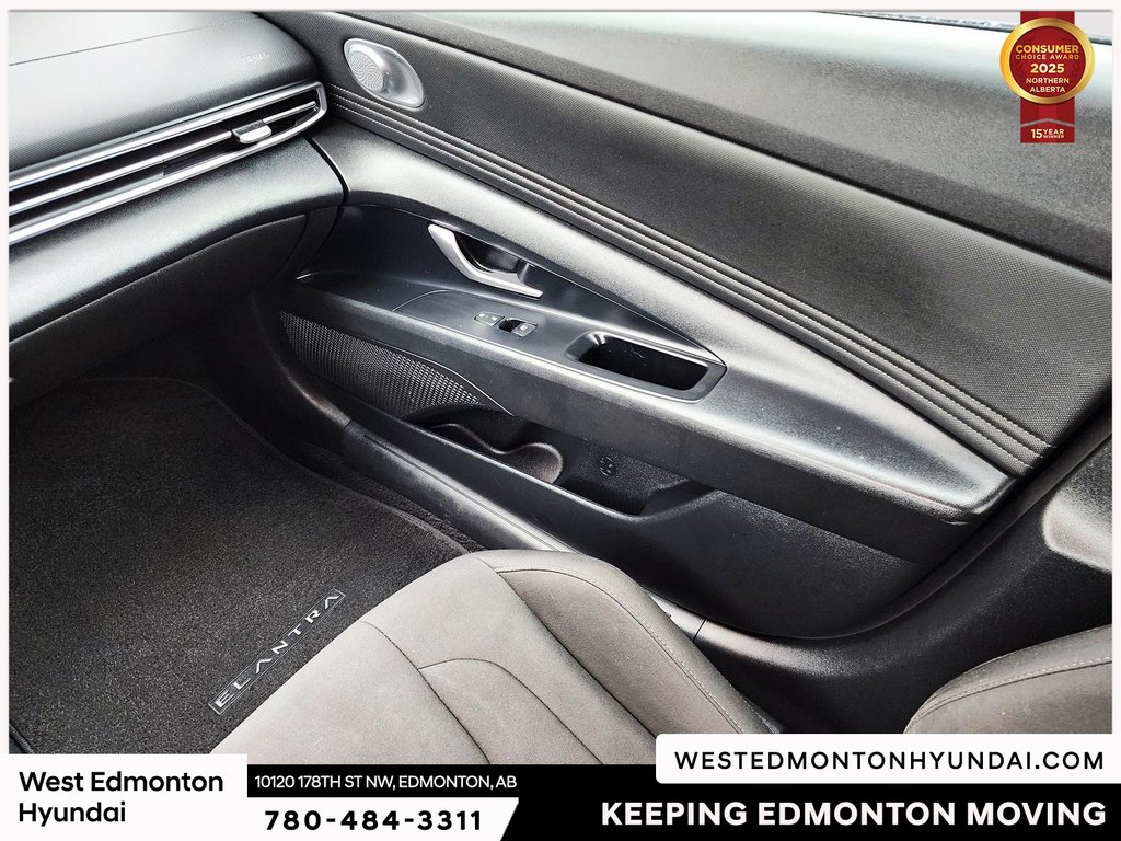 2022 Hyundai Elantra Preferred in Edmonton, Alberta - 16 - w1024h768px