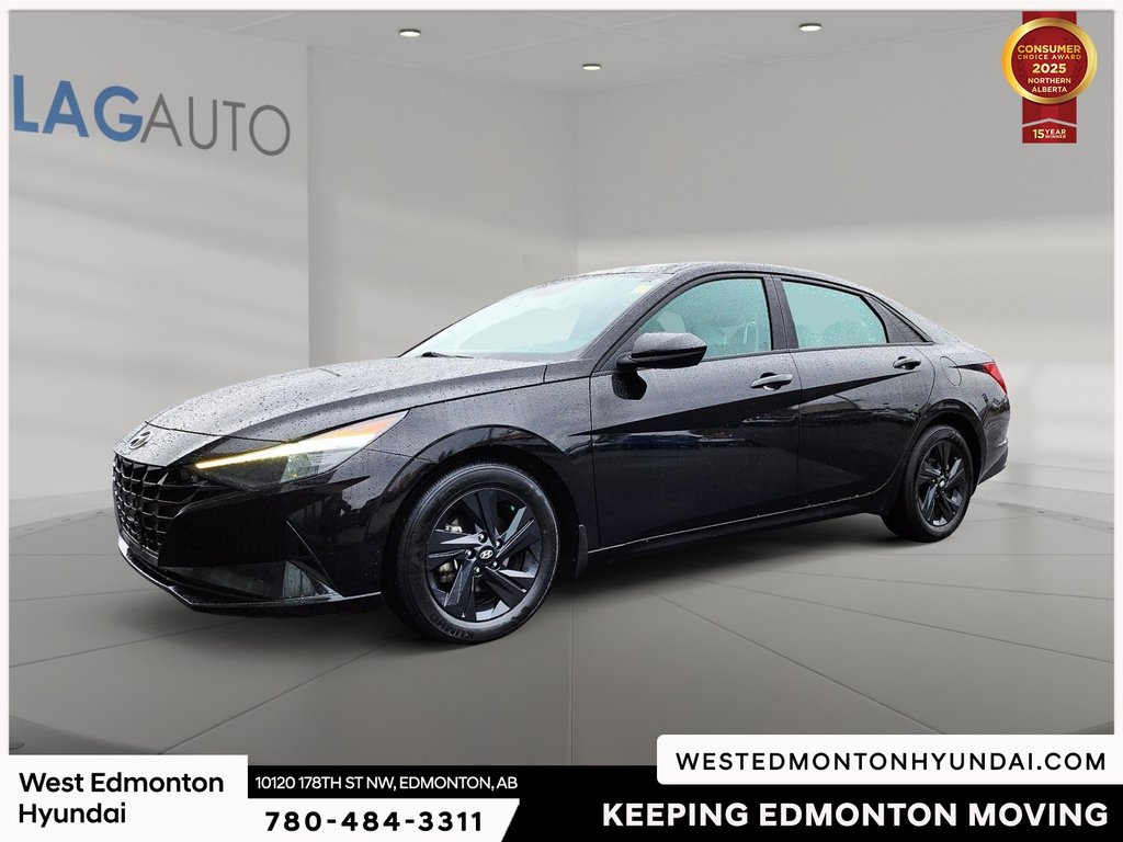 2022 Hyundai Elantra Preferred in Edmonton, Alberta - 4 - w1024h768px