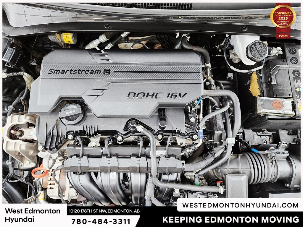 2022 Hyundai Elantra Preferred in Edmonton, Alberta - 2 - w1024h768px