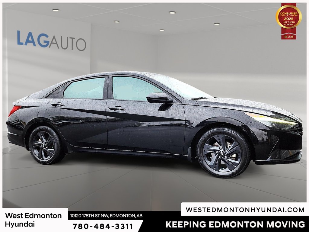 2022 Hyundai Elantra Preferred in Edmonton, Alberta - 12 - w1024h768px
