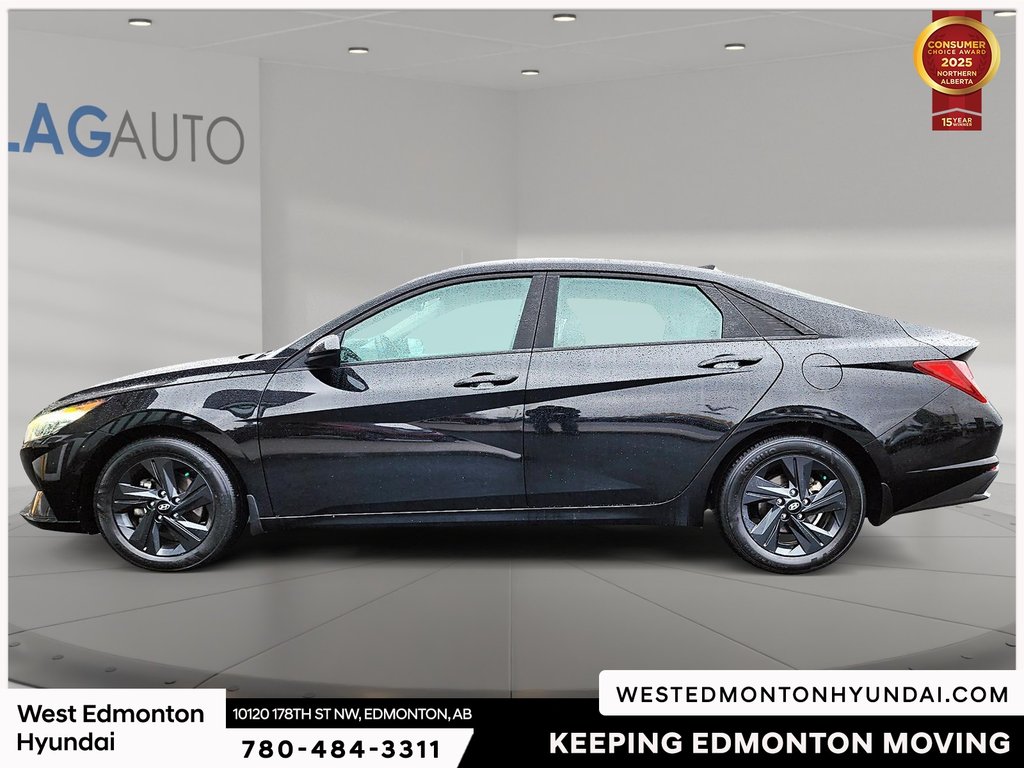 2022 Hyundai Elantra Preferred in Edmonton, Alberta - 5 - w1024h768px